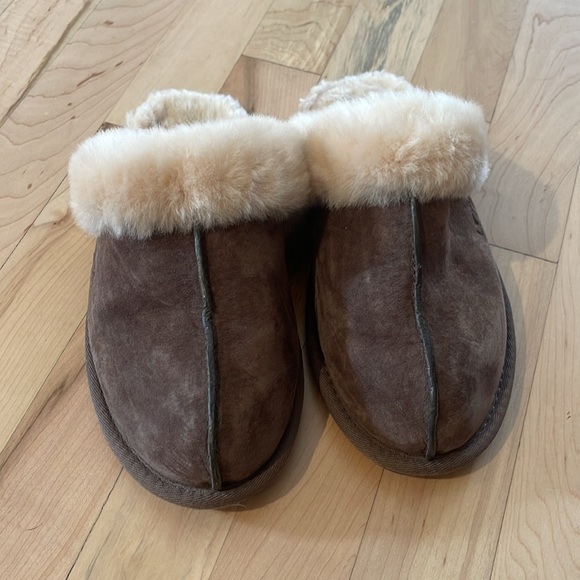 UGG Scuffette II Espresso Slippers Size 7 - Picture 6 of 10